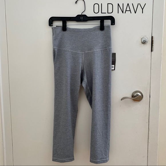 Old Navy Pants - Old Navy Women’s Active Go Dry Fitted Leggings NWT
